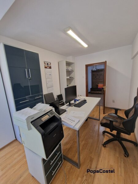Lacul Tei - Facultatea de Constructii 5 camere etaj 1 in imobil de birouri